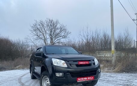 Isuzu D-Max II, 2017 год, 2 550 000 рублей, 1 фотография