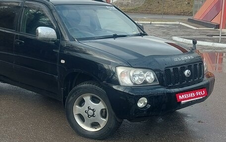 Toyota Kluger I, 2002 год, 1 100 000 рублей, 14 фотография