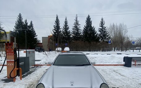 Mercedes-Benz E-Класс, 1996 год, 450 000 рублей, 6 фотография