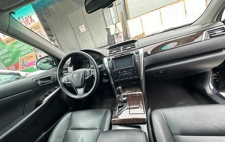 Toyota Camry, 2015 год, 2 250 000 рублей, 15 фотография