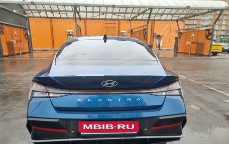 Hyundai Elantra, 2023 год, 2 450 000 рублей, 7 фотография