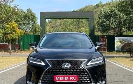 Lexus RX IV рестайлинг, 2021 год, 4 450 000 рублей, 2 фотография