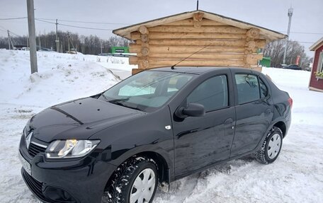 Renault Logan II, 2017 год, 879 000 рублей, 3 фотография