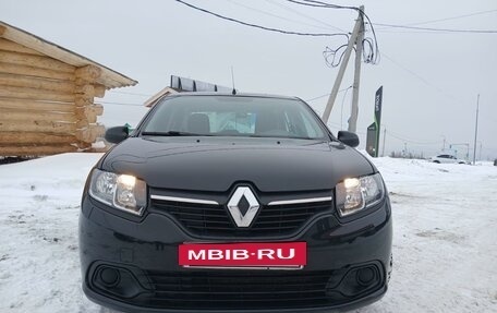 Renault Logan II, 2017 год, 879 000 рублей, 5 фотография