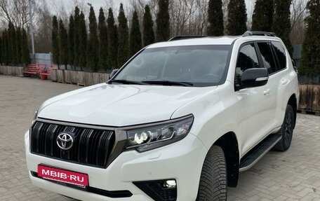 Toyota Land Cruiser Prado 150 рестайлинг 2, 2020 год, 7 099 000 рублей, 2 фотография