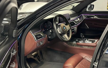 BMW 7 серия, 2019 год, 8 фотография