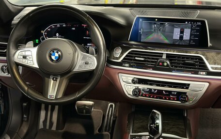 BMW 7 серия, 2019 год, 13 фотография