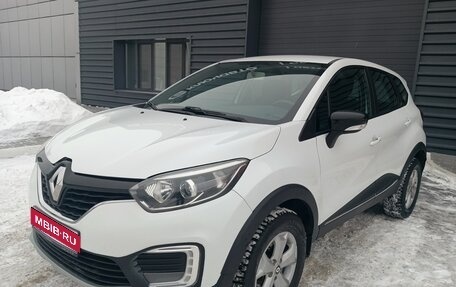 Renault Kaptur I рестайлинг, 2019 год, 1 395 000 рублей, 1 фотография