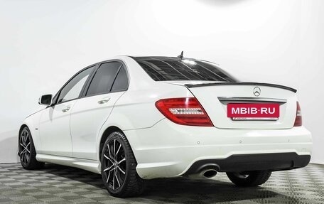 Mercedes-Benz C-Класс, 2011 год, 1 300 000 рублей, 7 фотография