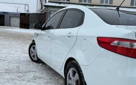 KIA Rio III рестайлинг, 2015 год, 900 000 рублей, 7 фотография