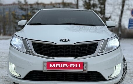 KIA Rio III рестайлинг, 2015 год, 900 000 рублей, 9 фотография