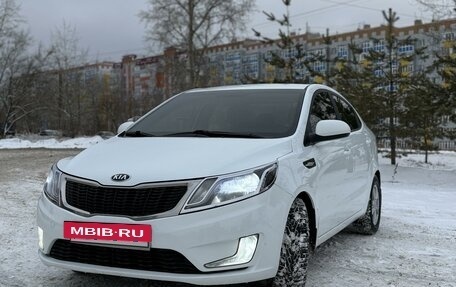 KIA Rio III рестайлинг, 2015 год, 900 000 рублей, 3 фотография