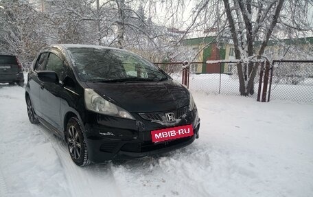 Honda Fit III, 2009 год, 790 000 рублей, 2 фотография