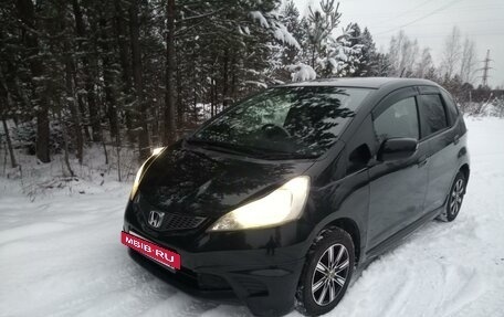 Honda Fit III, 2009 год, 790 000 рублей, 13 фотография