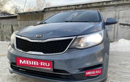 KIA Rio III рестайлинг, 2015 год, 1 020 000 рублей, 2 фотография