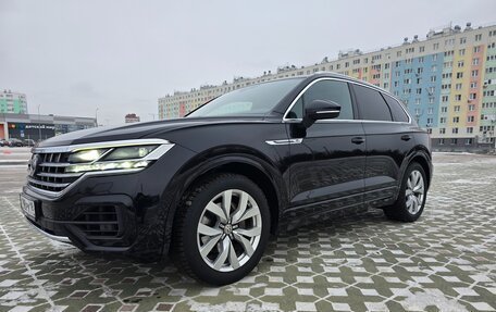 Volkswagen Touareg III, 2019 год, 5 550 000 рублей, 3 фотография