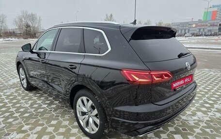 Volkswagen Touareg III, 2019 год, 5 550 000 рублей, 6 фотография