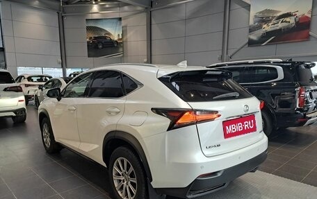 Lexus NX I, 2017 год, 2 980 000 рублей, 7 фотография