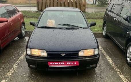 Nissan Primera II рестайлинг, 1991 год, 220 000 рублей, 2 фотография