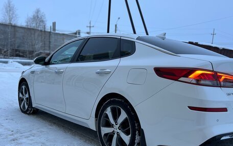 KIA Optima IV, 2020 год, 2 390 000 рублей, 12 фотография