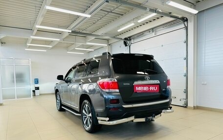 Toyota Highlander III, 2011 год, 2 129 000 рублей, 4 фотография