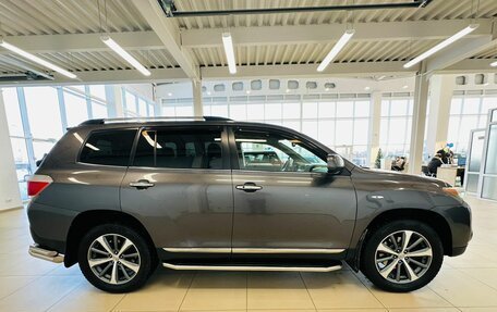 Toyota Highlander III, 2011 год, 2 129 000 рублей, 7 фотография