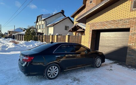 Toyota Camry, 2012 год, 2 100 000 рублей, 3 фотография