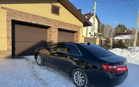 Toyota Camry, 2012 год, 2 100 000 рублей, 2 фотография