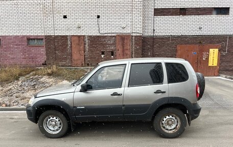 Chevrolet Niva I рестайлинг, 2013 год, 310 000 рублей, 3 фотография