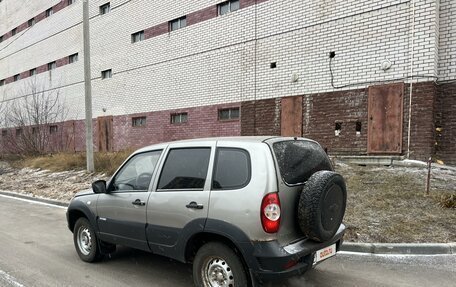 Chevrolet Niva I рестайлинг, 2013 год, 310 000 рублей, 4 фотография