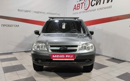 Chevrolet Niva I рестайлинг, 2015 год, 705 000 рублей, 2 фотография