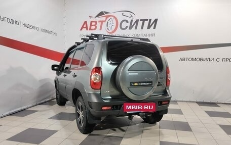 Chevrolet Niva I рестайлинг, 2015 год, 705 000 рублей, 5 фотография