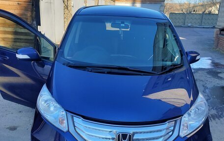 Honda Freed I, 2011 год, 1 250 000 рублей, 2 фотография