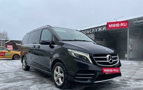 Mercedes-Benz V-Класс, 2017 год, 4 690 000 рублей, 11 фотография