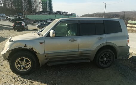 Mitsubishi Pajero III рестайлинг, 2001 год, 999 999 рублей, 4 фотография