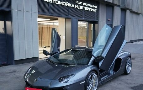 Lamborghini Aventador I рестайлинг, 2013 год, 25 000 000 рублей, 6 фотография