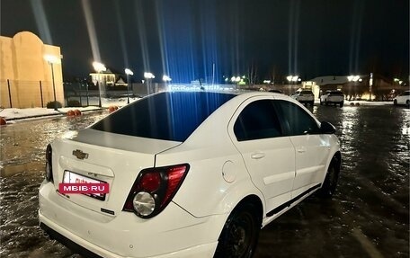 Chevrolet Aveo III, 2013 год, 800 000 рублей, 3 фотография