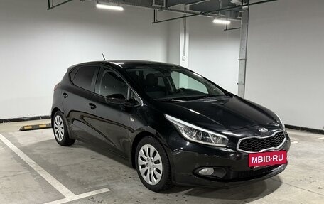 KIA cee'd III, 2014 год, 1 350 000 рублей, 2 фотография