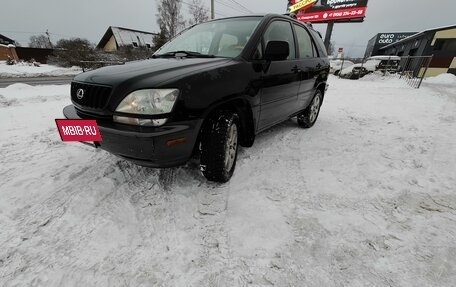 Lexus RX IV рестайлинг, 2001 год, 725 000 рублей, 3 фотография