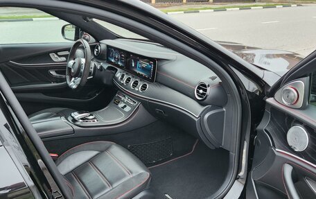 Mercedes-Benz E-Класс AMG, 2018 год, 5 300 000 рублей, 7 фотография