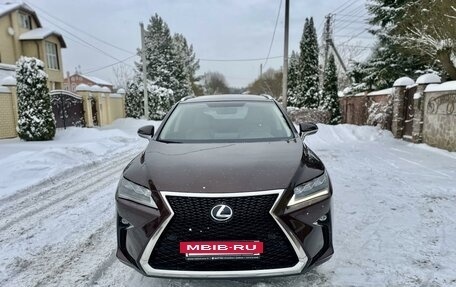 Lexus RX IV рестайлинг, 2017 год, 3 770 000 рублей, 2 фотография