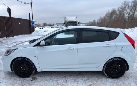 Hyundai Solaris II рестайлинг, 2011 год, 950 000 рублей, 5 фотография