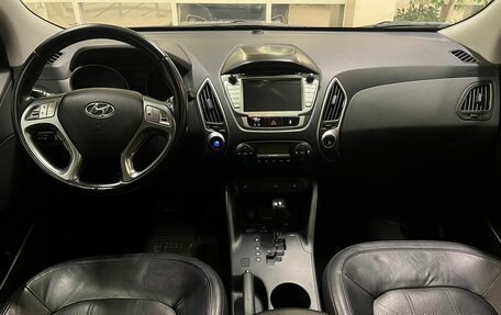 Hyundai ix35 I рестайлинг, 2010 год, 1 390 000 рублей, 8 фотография