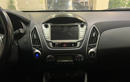 Hyundai ix35 I рестайлинг, 2010 год, 1 390 000 рублей, 12 фотография