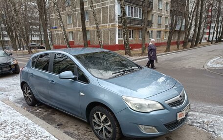 Opel Astra J, 2010 год, 660 000 рублей, 8 фотография