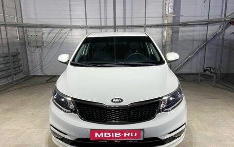 KIA Rio III рестайлинг, 2015 год, 979 000 рублей, 2 фотография