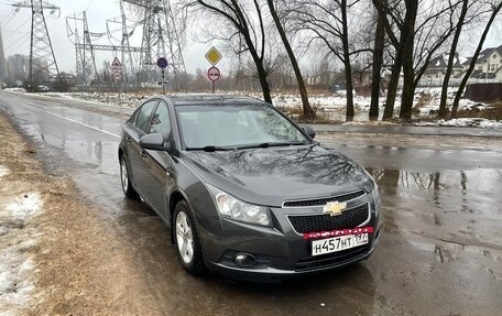 Chevrolet Cruze II, 2011 год, 670 000 рублей, 3 фотография