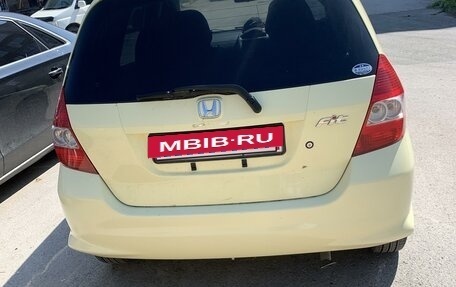 Honda Fit III, 2003 год, 353 000 рублей, 4 фотография