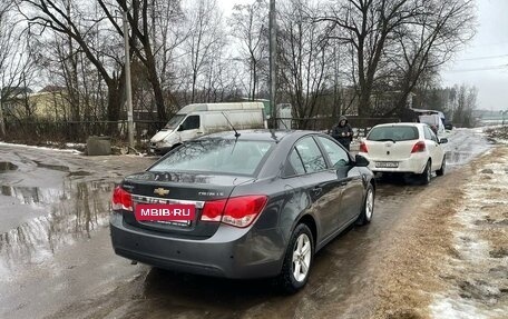 Chevrolet Cruze II, 2011 год, 670 000 рублей, 4 фотография