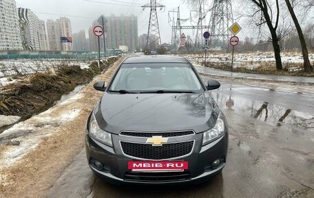 Chevrolet Cruze II, 2011 год, 670 000 рублей, 2 фотография